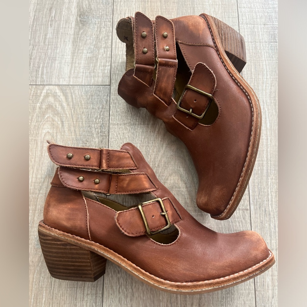 Latigo Anthropologie Potion Ankle Boot Womens Size 8M Brown Leather Booties